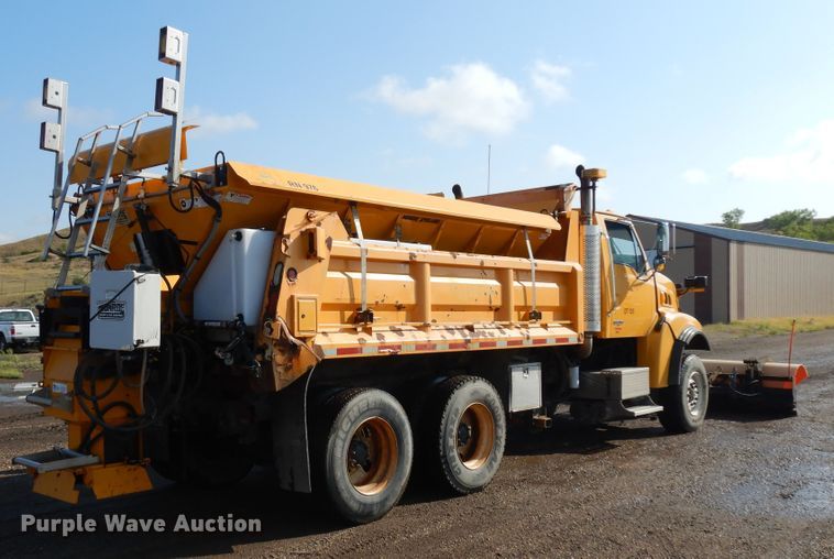 image for item KU9269 2005 Sterling LT9500  dump truck
