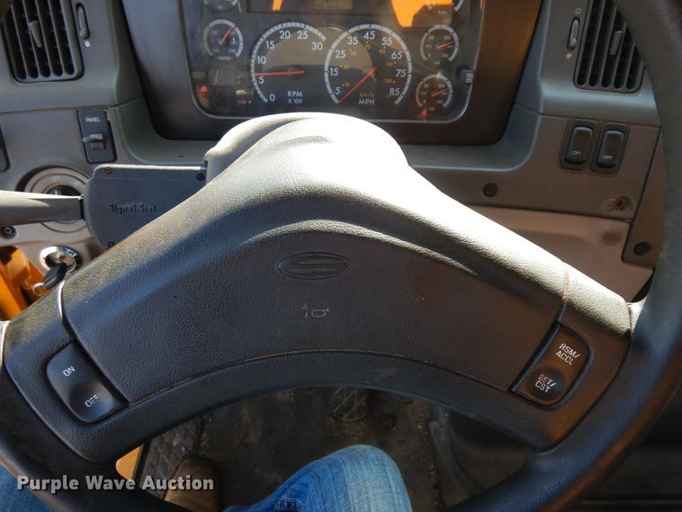 image for item KU9269 2005 Sterling LT9500  dump truck