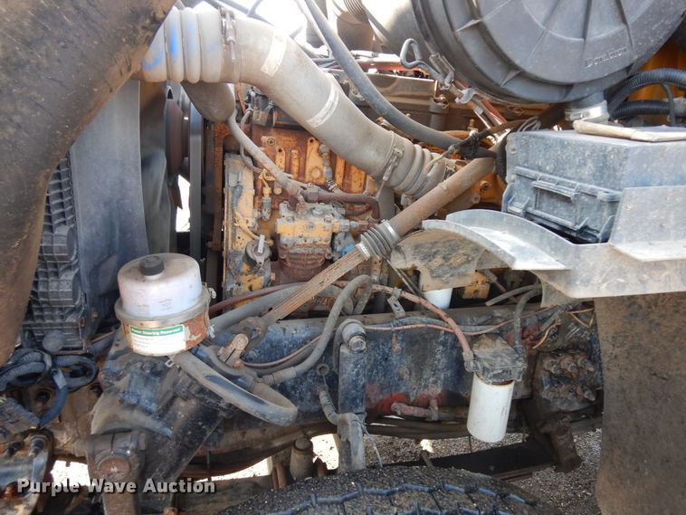 image for item KU9269 2005 Sterling LT9500  dump truck