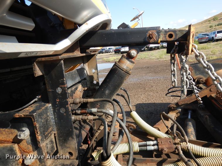 image for item KU9269 2005 Sterling LT9500  dump truck