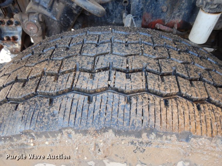 image for item KU9269 2005 Sterling LT9500  dump truck