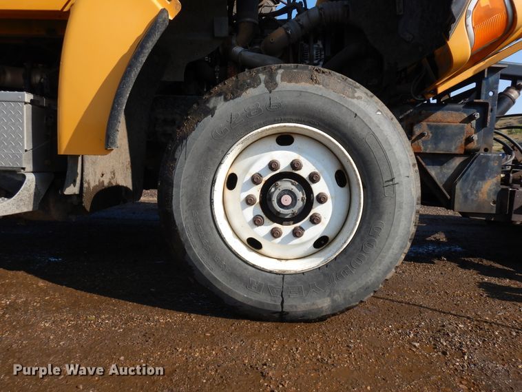 image for item KU9269 2005 Sterling LT9500  dump truck