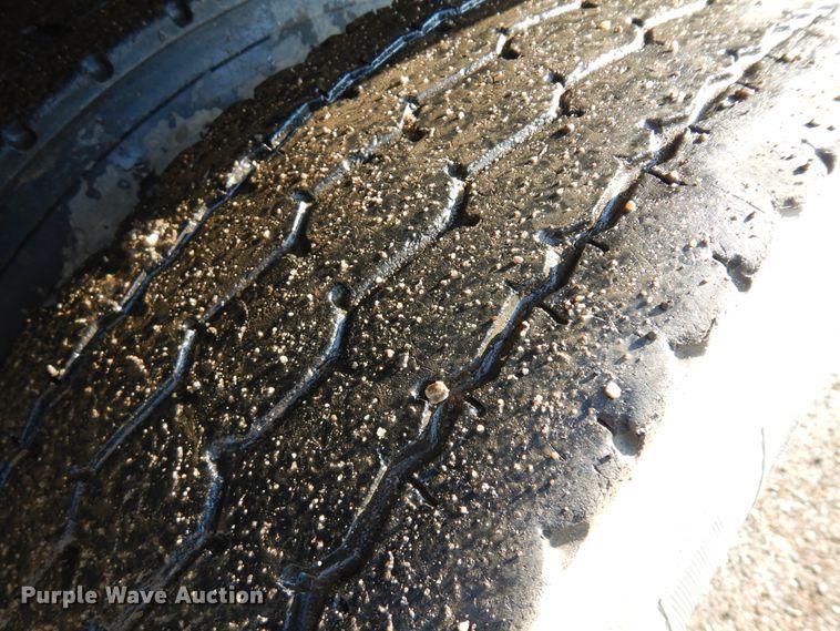 image for item KU9269 2005 Sterling LT9500  dump truck