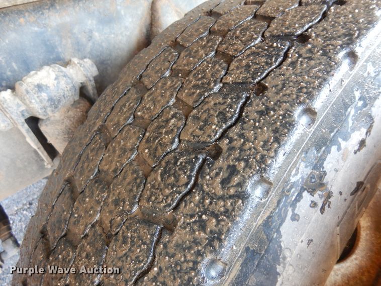 image for item KU9269 2005 Sterling LT9500  dump truck