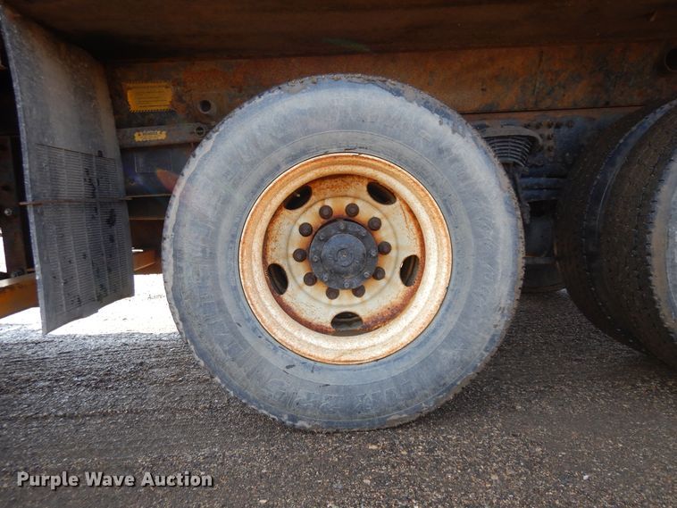 image for item KU9269 2005 Sterling LT9500  dump truck