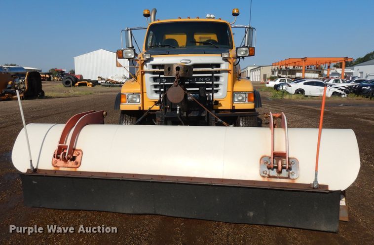 image for item KU9270 2003 Sterling LT9500  dump truck