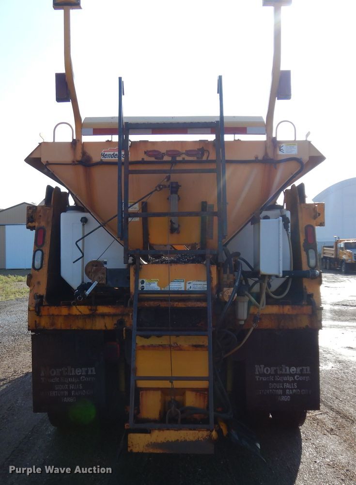 image for item KU9270 2003 Sterling LT9500  dump truck