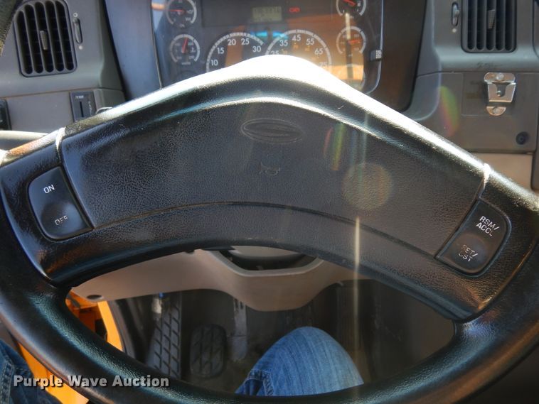 image for item KU9270 2003 Sterling LT9500  dump truck