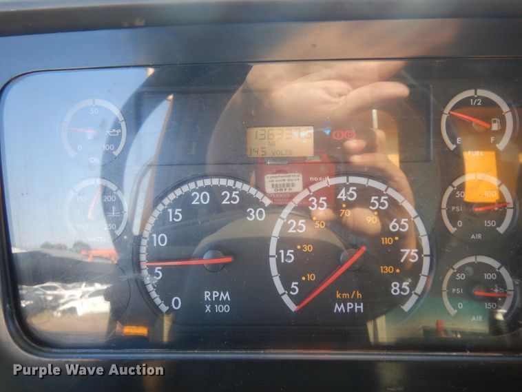 image for item KU9270 2003 Sterling LT9500  dump truck