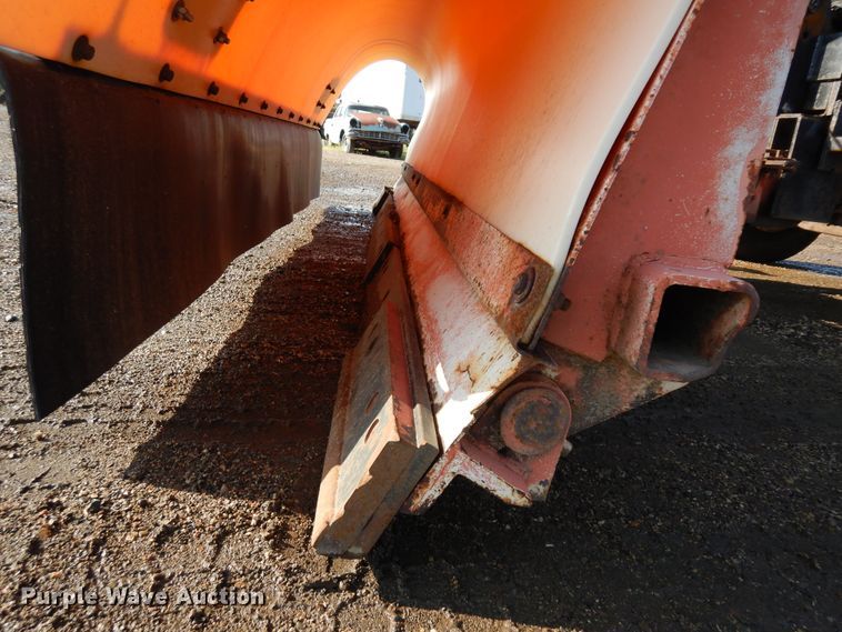 image for item KU9270 2003 Sterling LT9500  dump truck