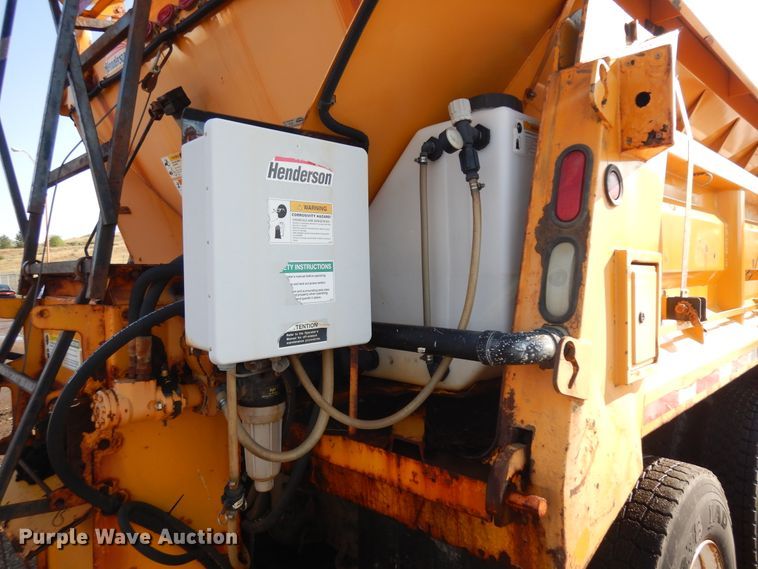 image for item KU9270 2003 Sterling LT9500  dump truck