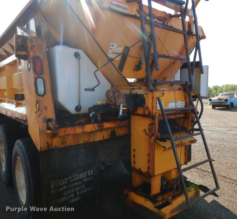 image for item KU9270 2003 Sterling LT9500  dump truck