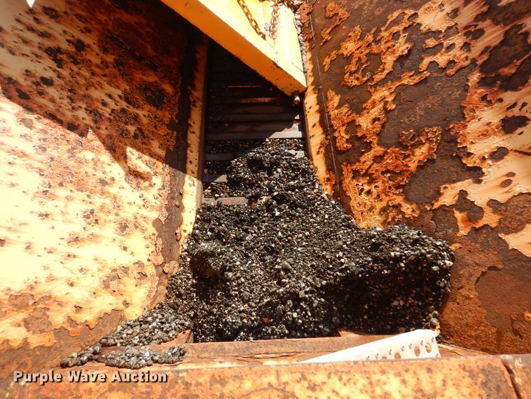 image for item KU9270 2003 Sterling LT9500  dump truck