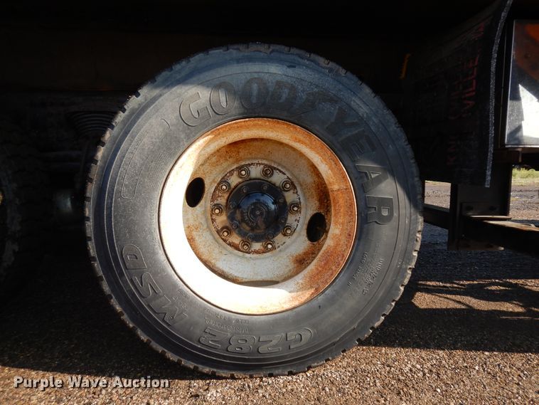 image for item KU9270 2003 Sterling LT9500  dump truck