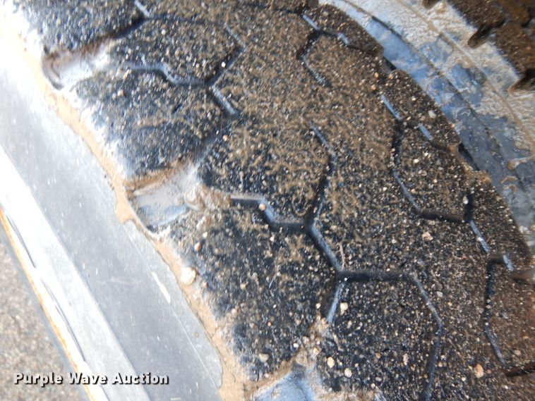 image for item KU9270 2003 Sterling LT9500  dump truck