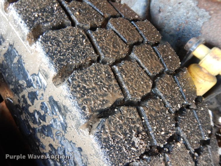 image for item KU9270 2003 Sterling LT9500  dump truck