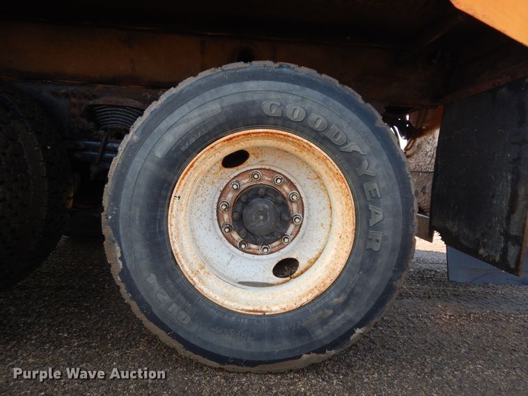 image for item KU9270 2003 Sterling LT9500  dump truck