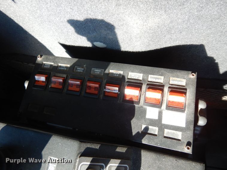 image for item KU9271 2005 Sterling LT9500  dump truck