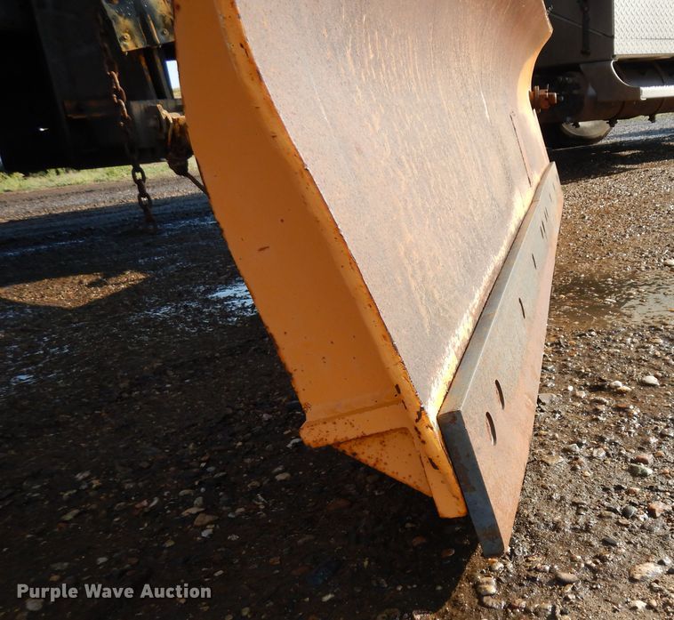 image for item KU9271 2005 Sterling LT9500  dump truck