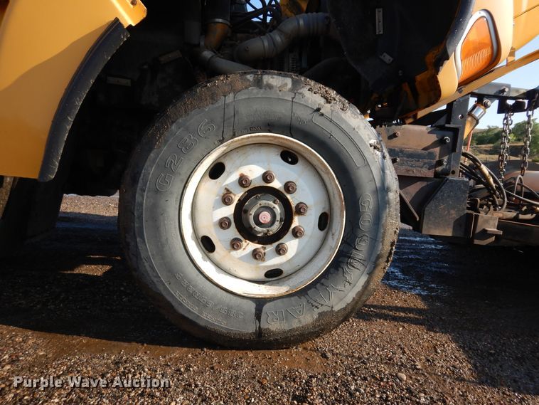 image for item KU9271 2005 Sterling LT9500  dump truck