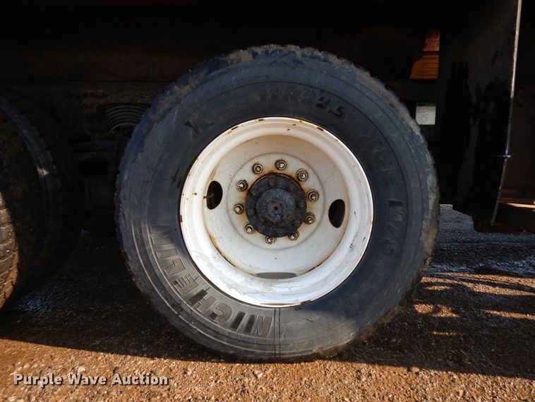 image for item KU9271 2005 Sterling LT9500  dump truck