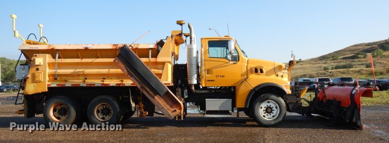 image for item KU9272 2004 Sterling LT9500  dump truck