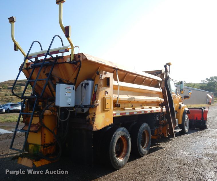 image for item KU9272 2004 Sterling LT9500  dump truck