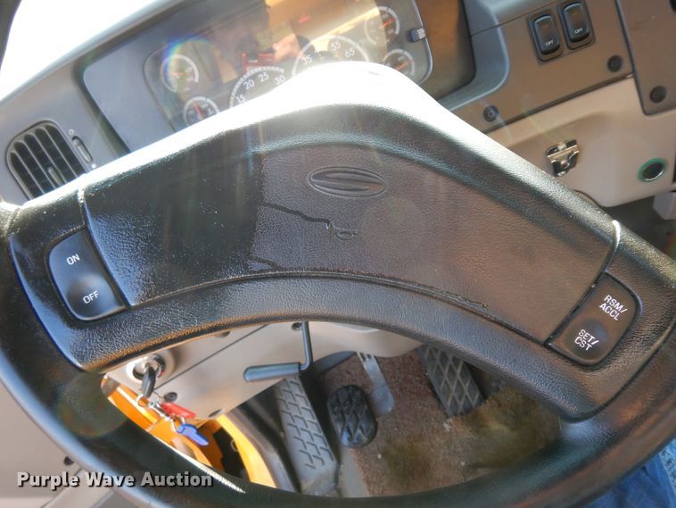 image for item KU9272 2004 Sterling LT9500  dump truck