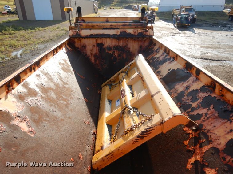 image for item KU9272 2004 Sterling LT9500  dump truck