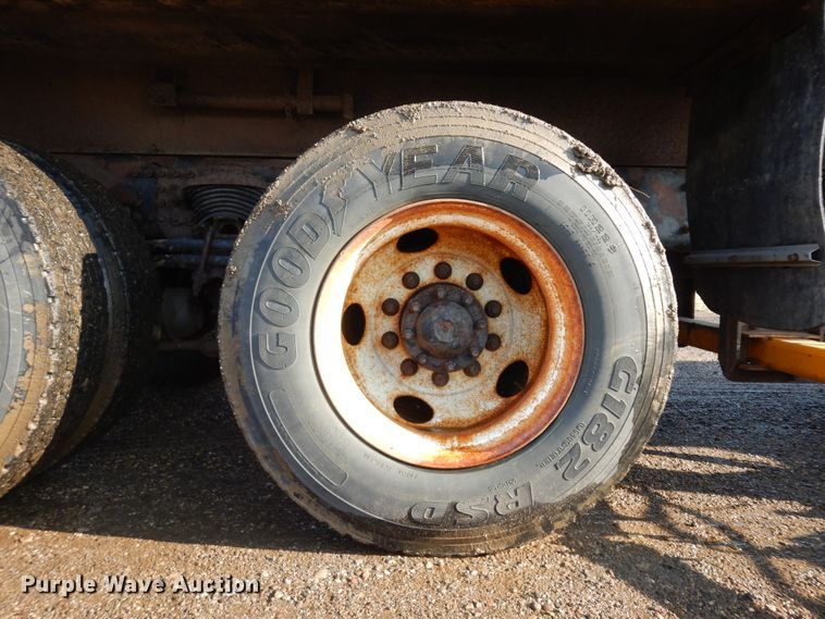 image for item KU9272 2004 Sterling LT9500  dump truck