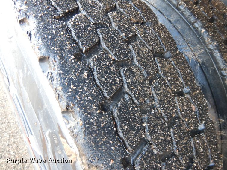 image for item KU9272 2004 Sterling LT9500  dump truck