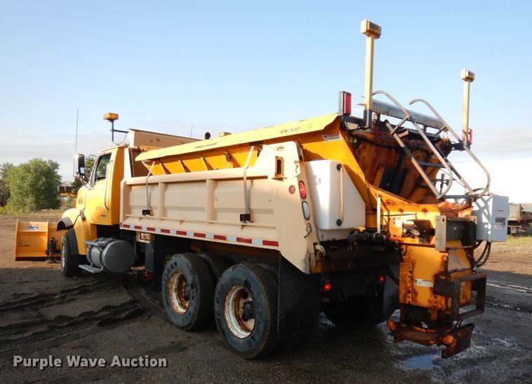 image for item KU9273 2005 Sterling LT9500  dump truck