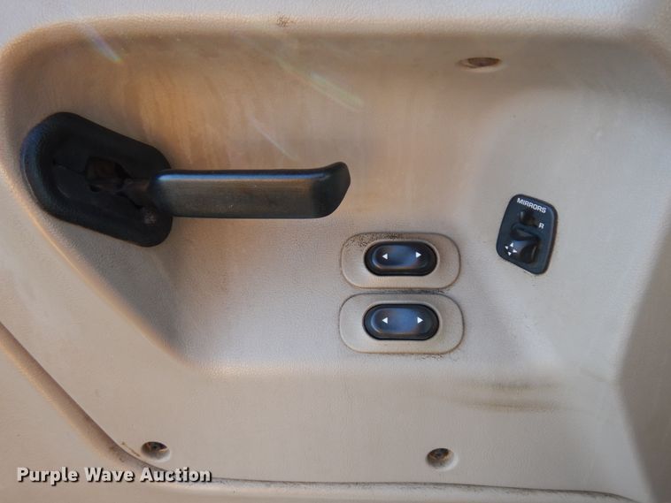 image for item KU9273 2005 Sterling LT9500  dump truck