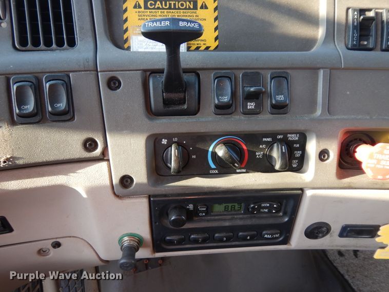 image for item KU9273 2005 Sterling LT9500  dump truck