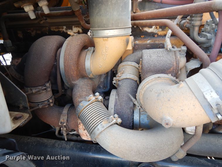 image for item KU9273 2005 Sterling LT9500  dump truck