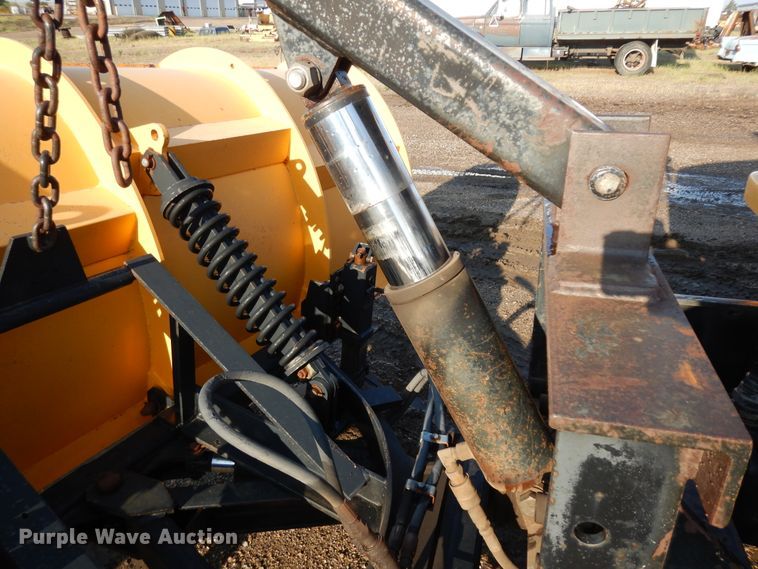 image for item KU9273 2005 Sterling LT9500  dump truck