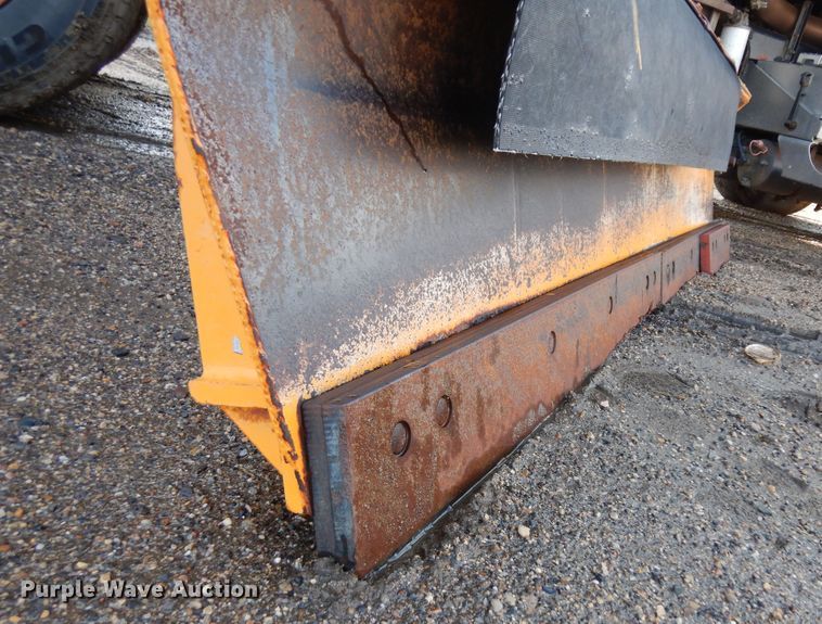 image for item KU9273 2005 Sterling LT9500  dump truck