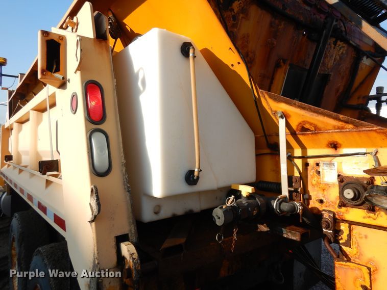 image for item KU9273 2005 Sterling LT9500  dump truck