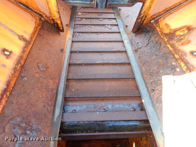 image for item KU9273 2005 Sterling LT9500  dump truck