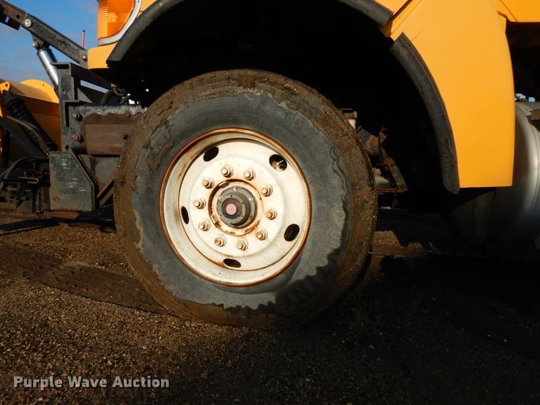 image for item KU9273 2005 Sterling LT9500  dump truck