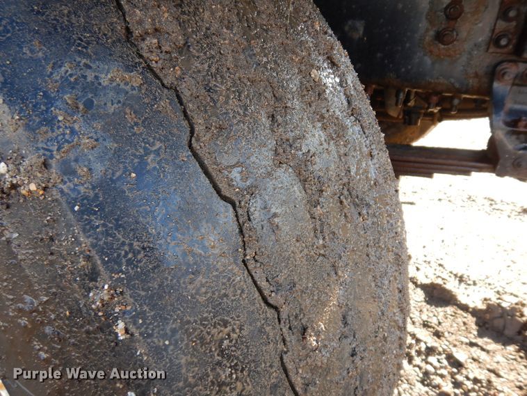 image for item KU9273 2005 Sterling LT9500  dump truck