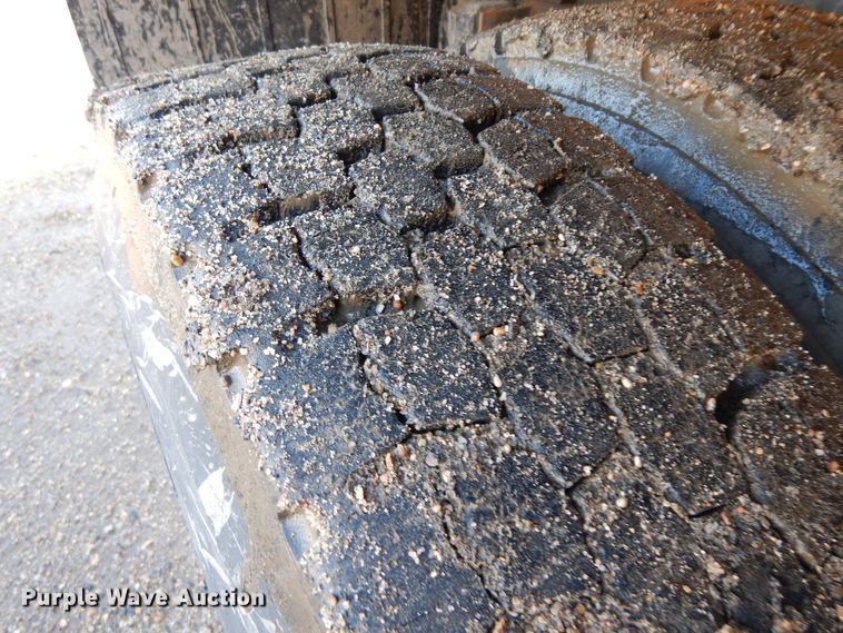 image for item KU9273 2005 Sterling LT9500  dump truck