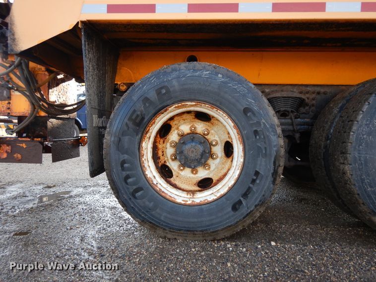 image for item KU9273 2005 Sterling LT9500  dump truck