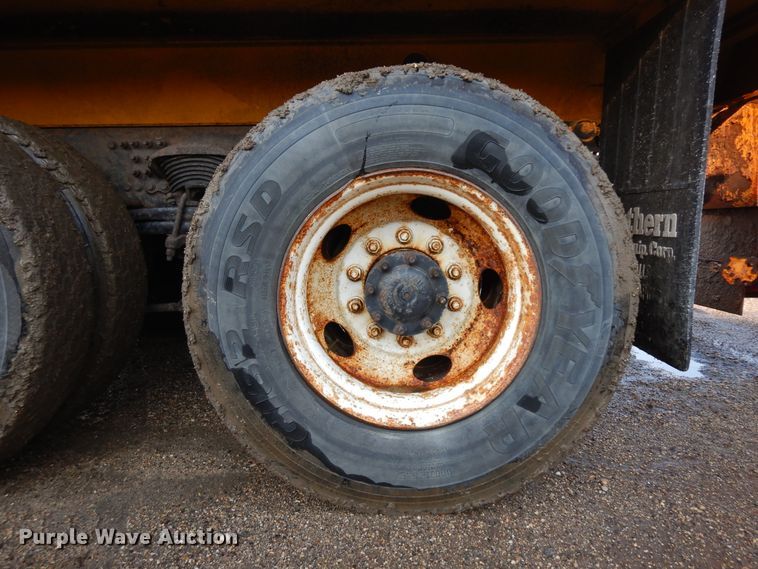 image for item KU9273 2005 Sterling LT9500  dump truck