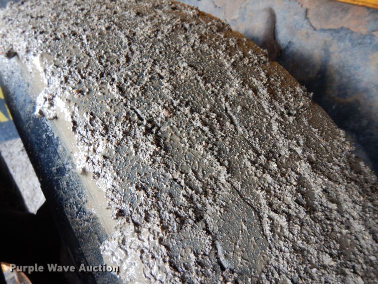 image for item KU9273 2005 Sterling LT9500  dump truck