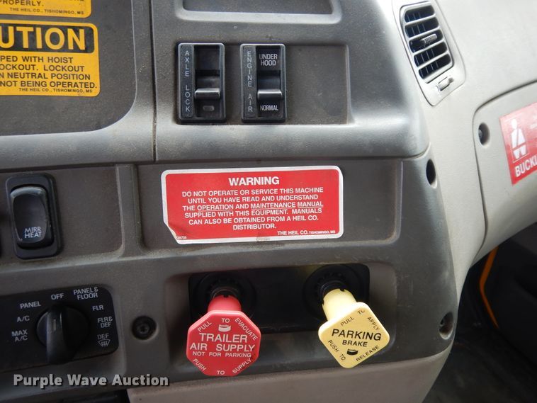 image for item KU9274 2004 Sterling LT9500  dump truck