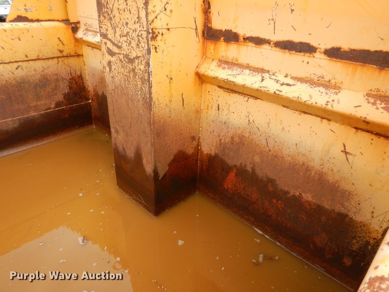 image for item KU9274 2004 Sterling LT9500  dump truck