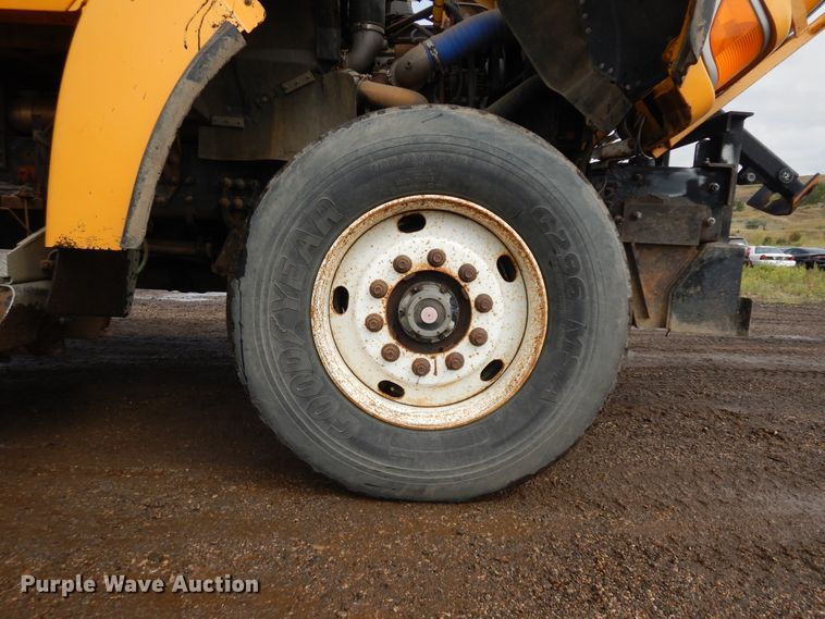 image for item KU9274 2004 Sterling LT9500  dump truck