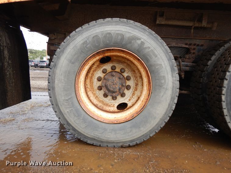 image for item KU9274 2004 Sterling LT9500  dump truck