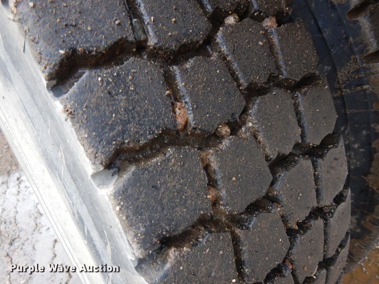 image for item KU9274 2004 Sterling LT9500  dump truck